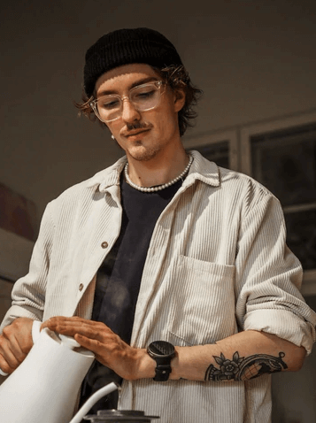Organizaci světového finále World Aeropress Championship zastřešuje tým kolem firmy AeroPress, není to oficiální SCA akce.