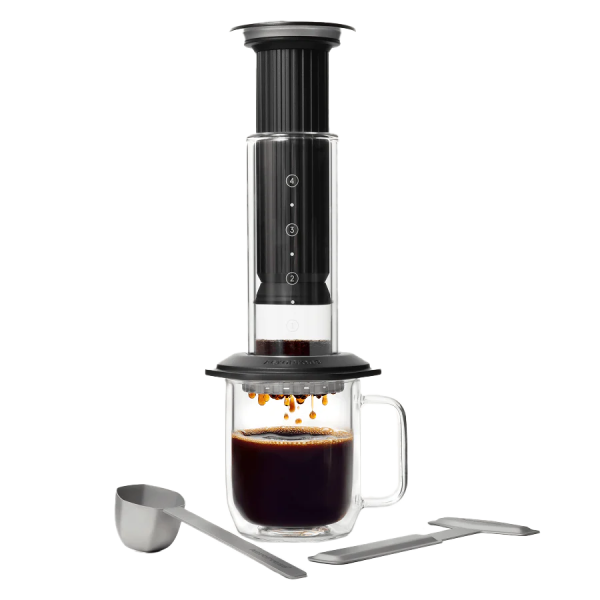 AeroPress Premium kávovar - sklo + kov - černý